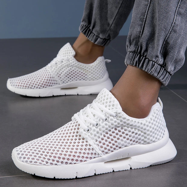 Giselotte - Ultraleichte Sneaker mit Mesh-Design