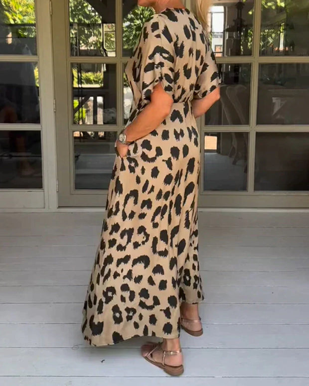 Mia - elegantes Kleid mit Leopardenmuster
