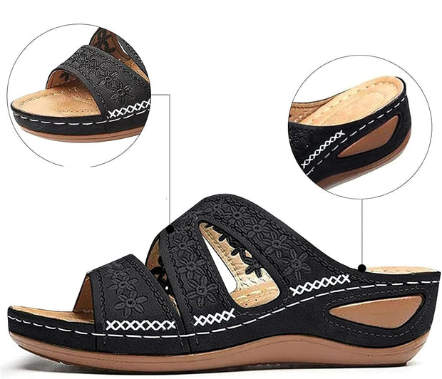 Giselotte - Bestickte Komfort-Sandalen mit Keilsohle