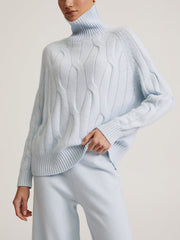 Brunhilde - Eleganter Zopfmuster-Rollkragenpullover