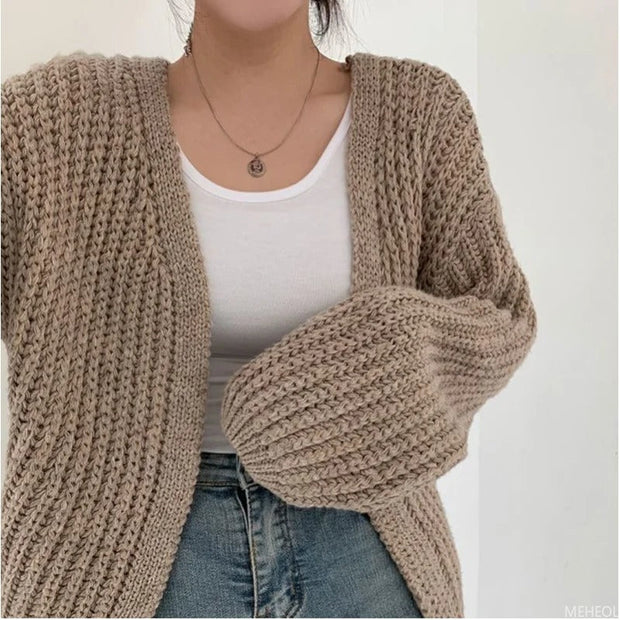 Alexander - Übergroße Strickjacke aus grobem Strick