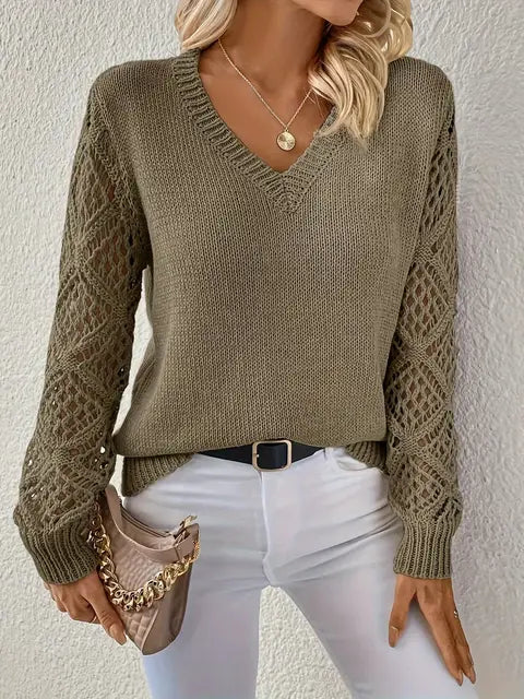 Elsie - Pull en maille unie à col en V