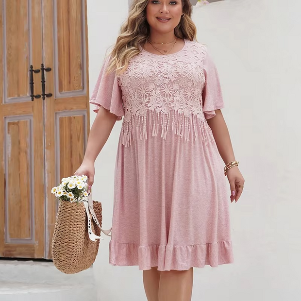 Carlotta - Robe d'été ludique avec détails en dentelle