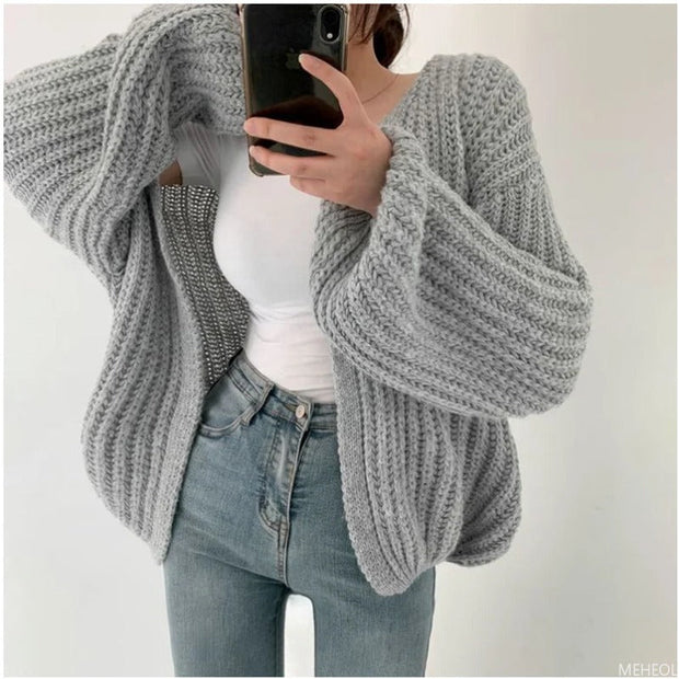 Alexander - Übergroße Strickjacke aus grobem Strick