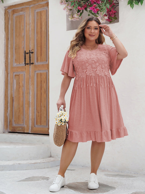 Carlotta - Robe d'été ludique avec détails en dentelle