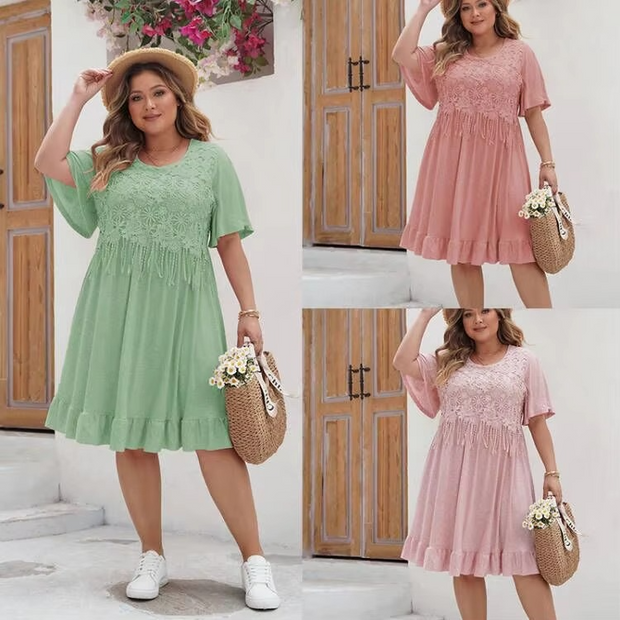 Carlotta - Robe d'été ludique avec détails en dentelle