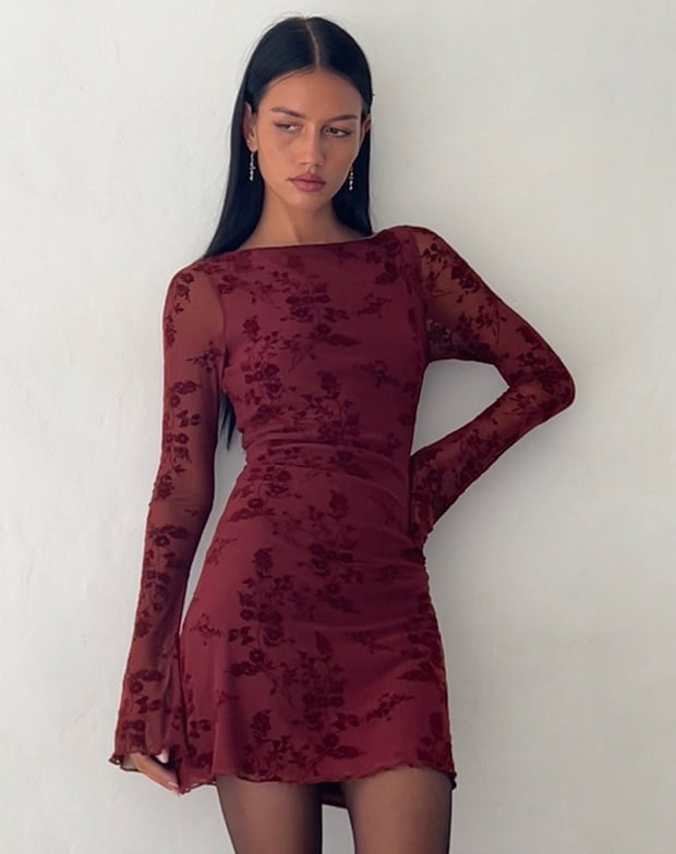Lucy - Minikleid mit langen Ärmeln