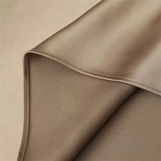 Lena - Robe midi élégante en satin