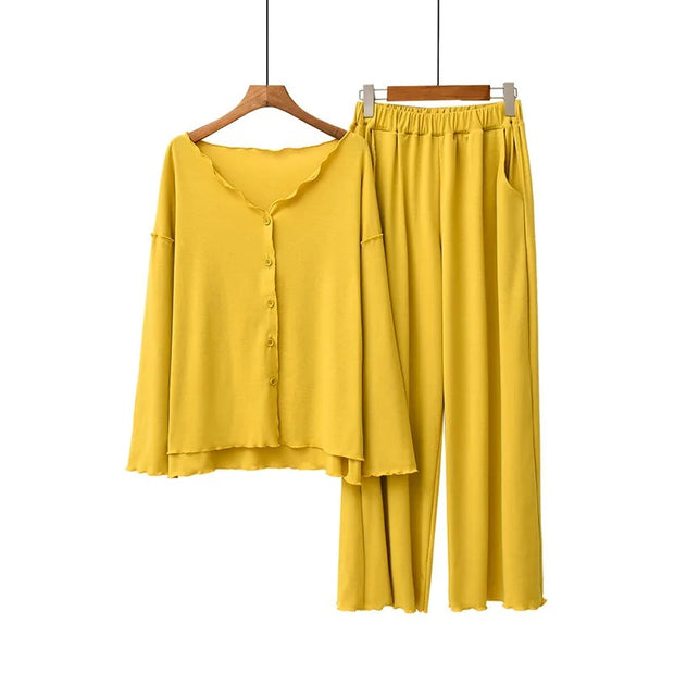 Brunhilde - Eleganter Pyjama-Zweiteiler mit Knopfleiste