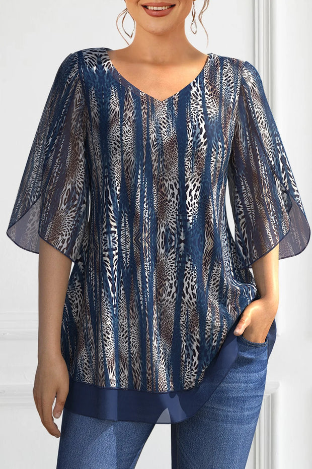 Magdalena – Elegante Chiffon-Bluse mit Animal-Print