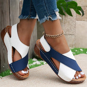 Korvalie - Keilsandalen mit Kreuzriemen-Design