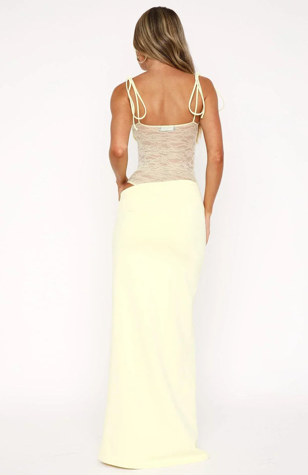 Lucy - Spitzen-Maxikleid