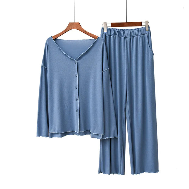 Brunhilde - Eleganter Pyjama-Zweiteiler mit Knopfleiste